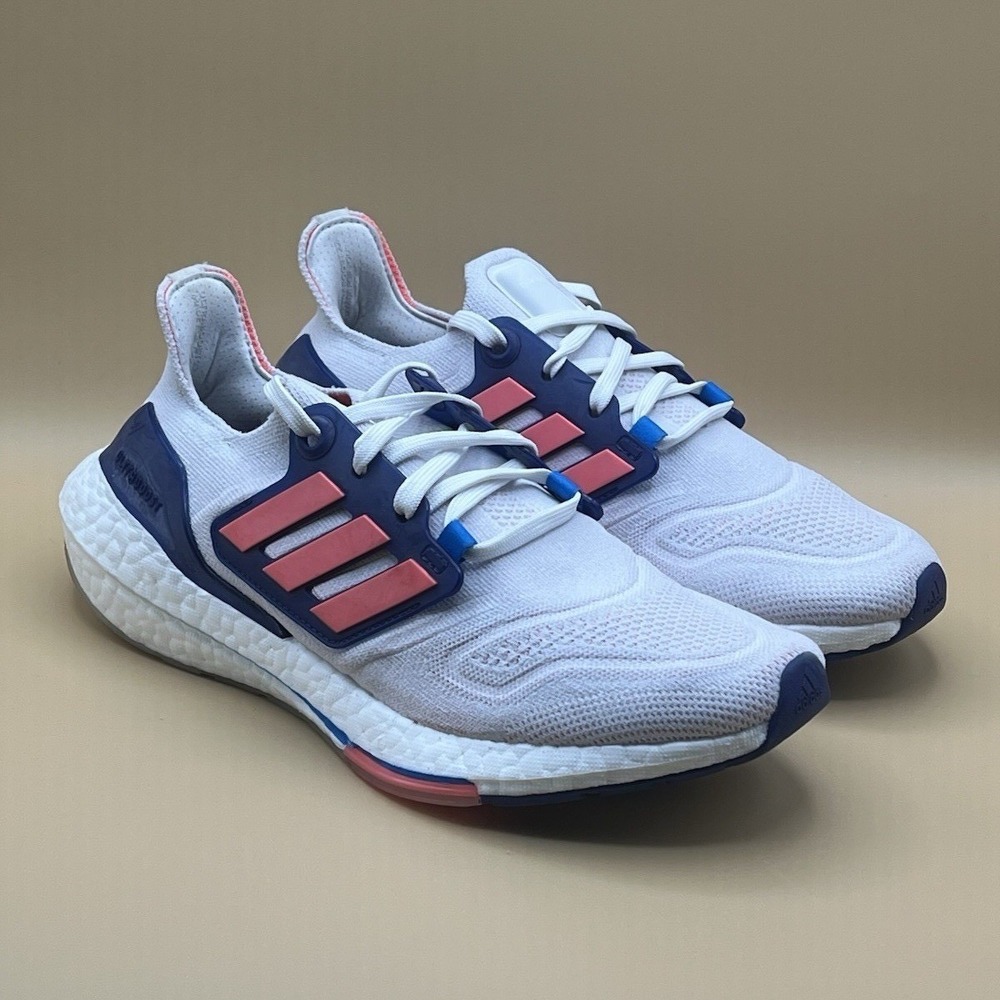 Adidas Ultraboost 22 White Blue Running Shoes - Women's Size 7.5 NEW